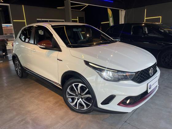 FIAT ARGO 1.8 E.TORQ FLEX HGT AT6 FIAT ARGO 1.8 E.TORQ FLEX HGT AT6